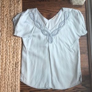 Short sleeved denim top